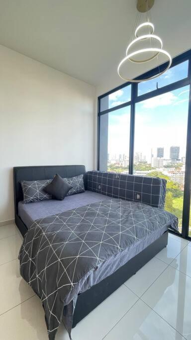 Beacon Suites With Infinity Pool At Georgetown By Wl Bagian luar foto